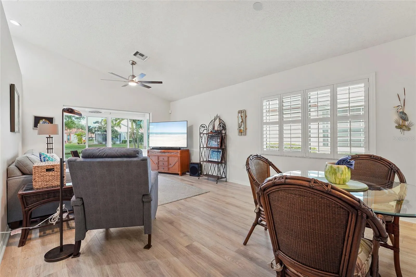 1312 CAPRI ISLES BLVD #28, #28
