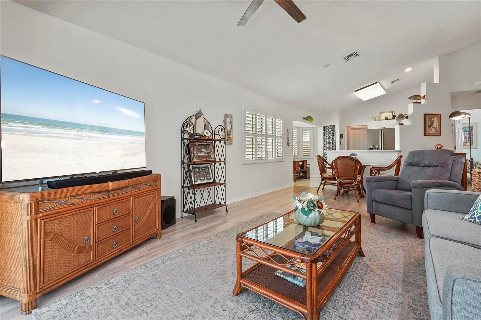 1312 CAPRI ISLES BLVD #28, #28
