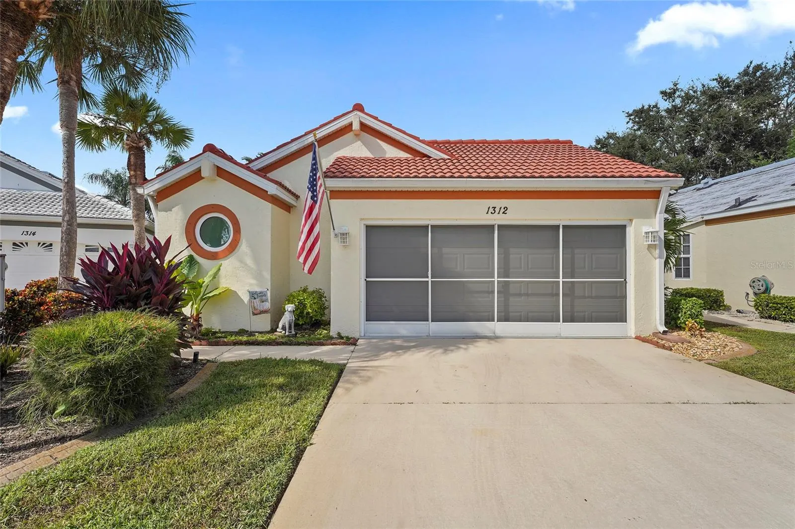1312 CAPRI ISLES BLVD #28, #28