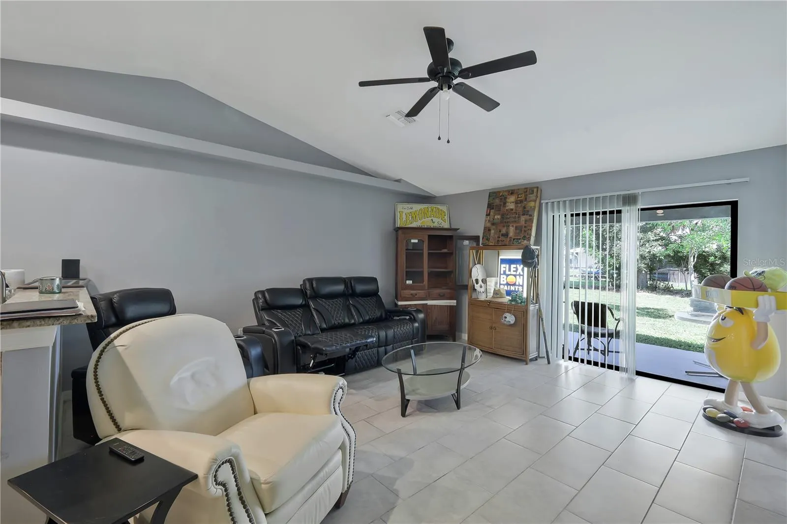 4139 SW 8TH PL
