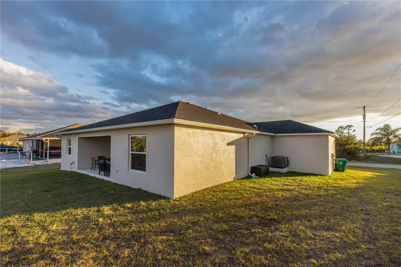 5056 MONTEGO LN