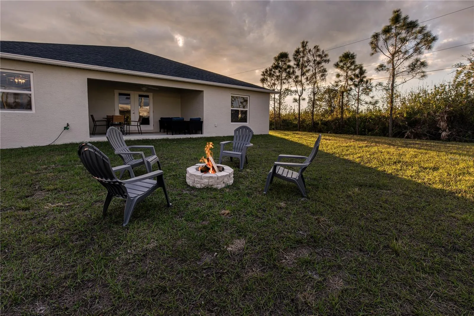 5056 MONTEGO LN