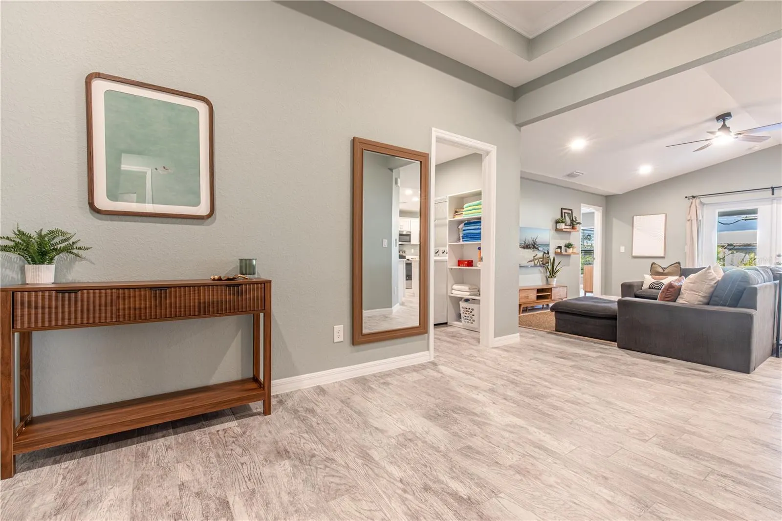 5056 MONTEGO LN
