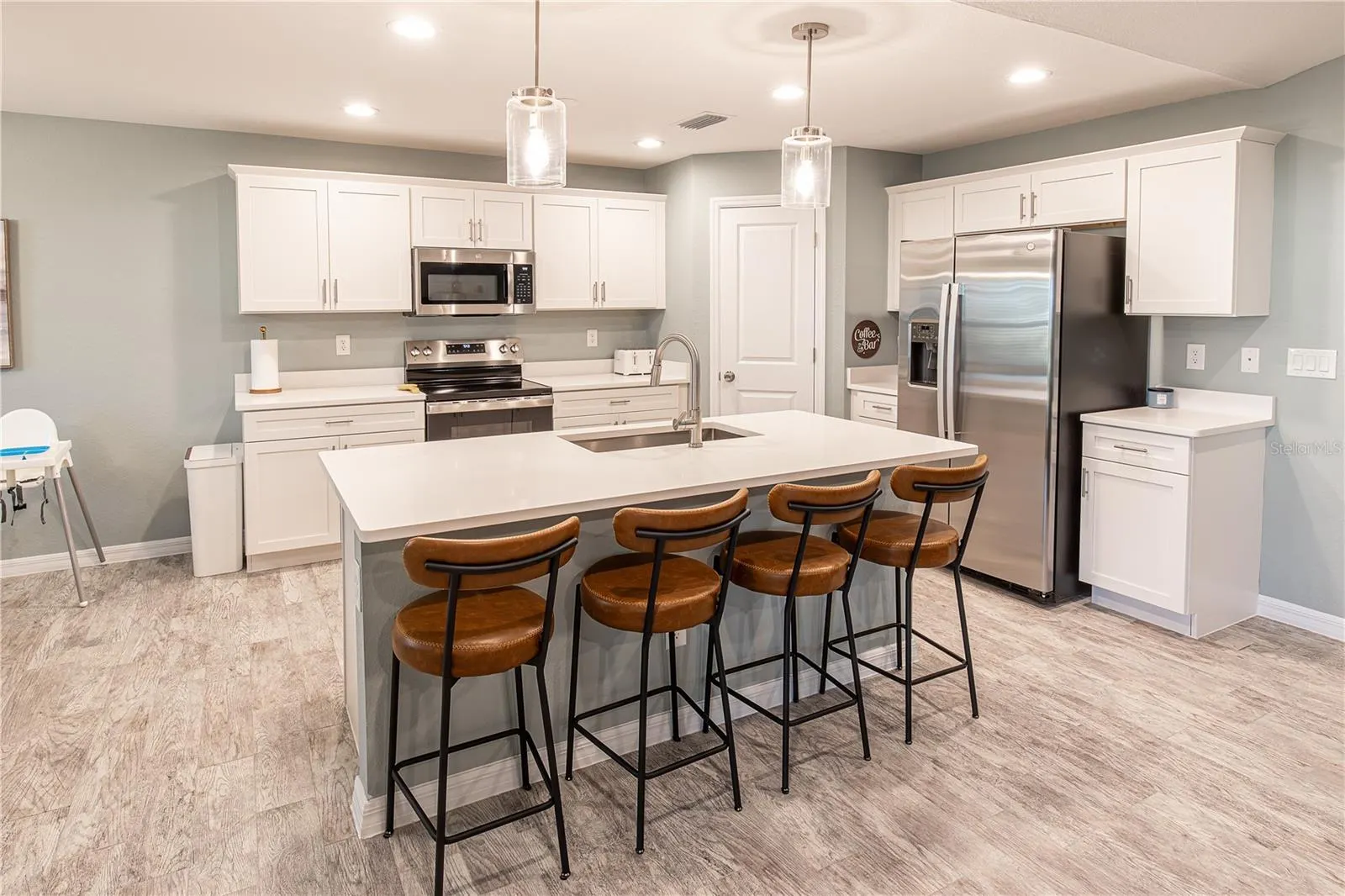 5056 MONTEGO LN