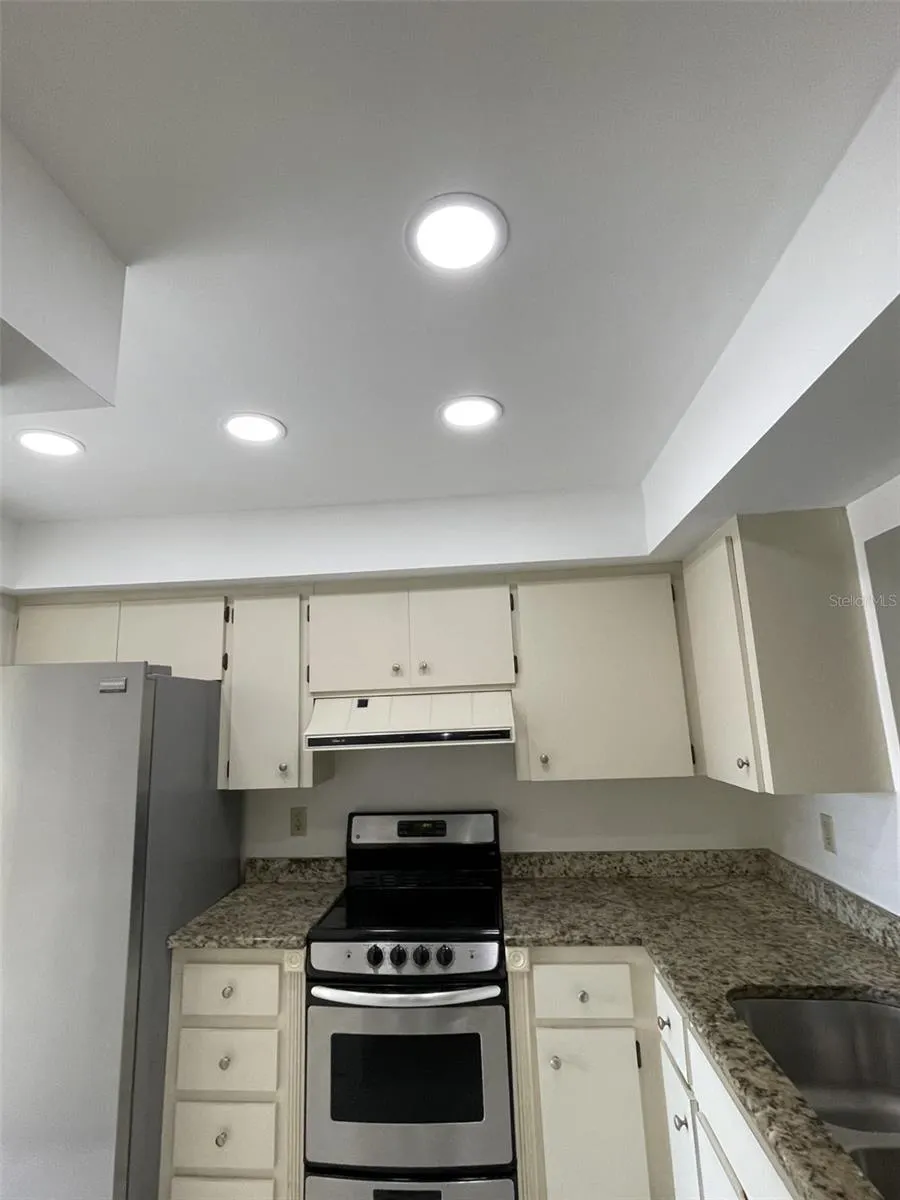 7030 W COUNTRY CLUB DR N #128, #128