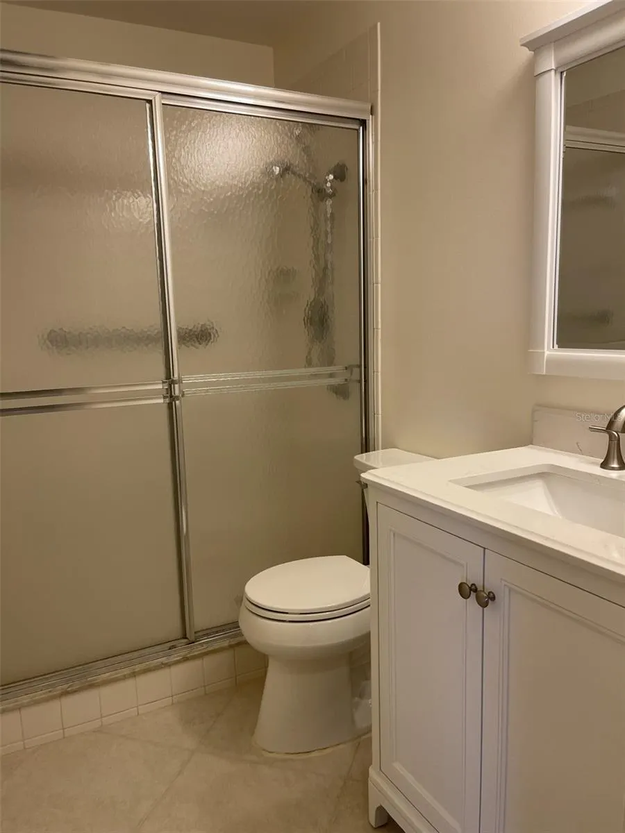 7030 W COUNTRY CLUB DR N #128, #128