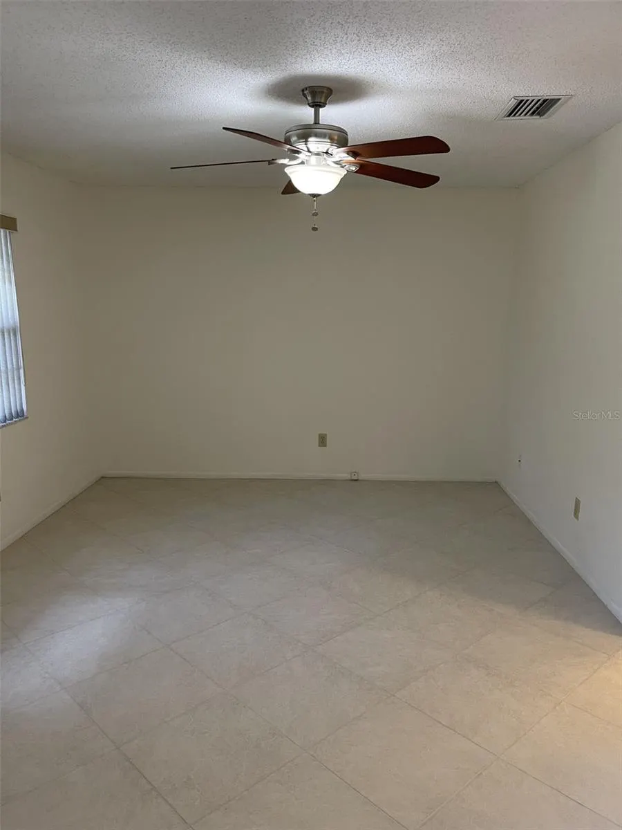 7030 W COUNTRY CLUB DR N #128, #128