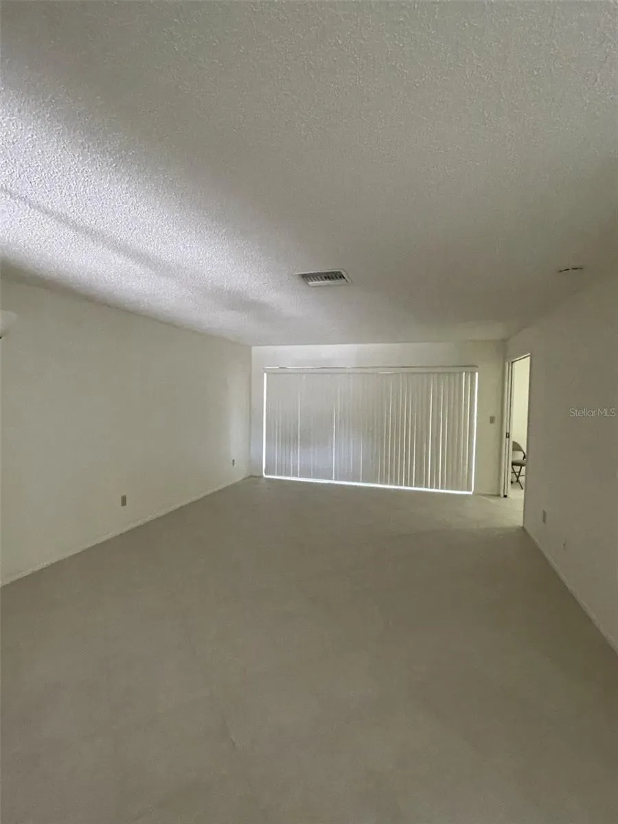 7030 W COUNTRY CLUB DR N #128, #128