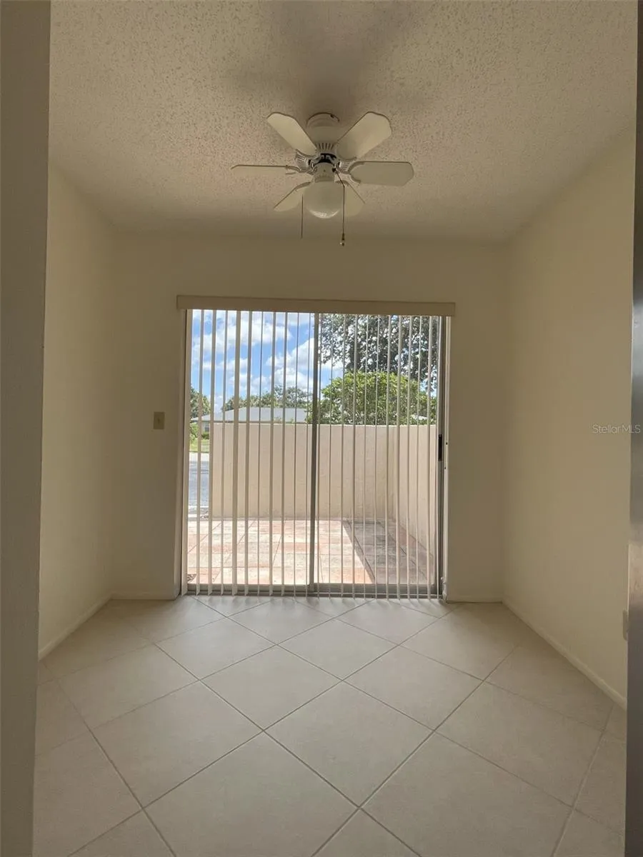 7030 W COUNTRY CLUB DR N #128, #128