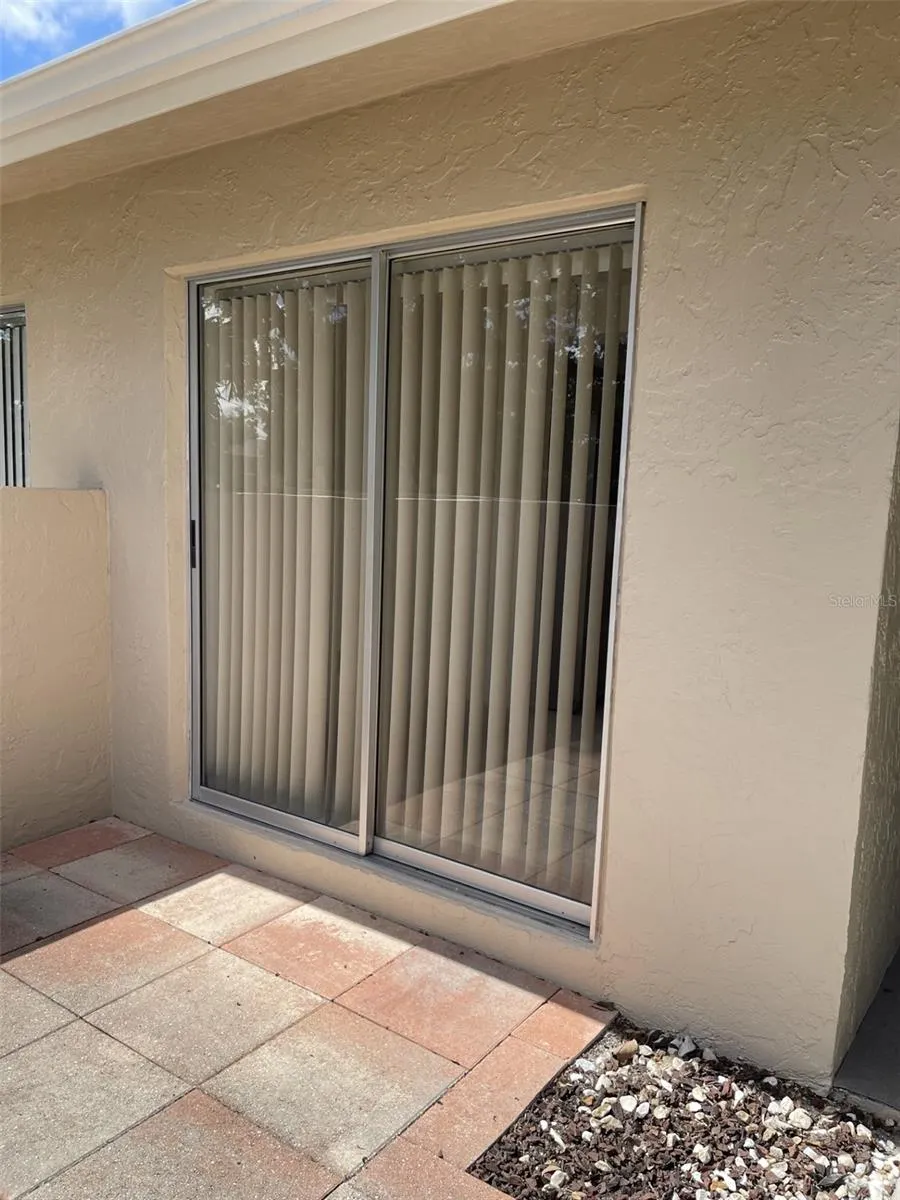 7030 W COUNTRY CLUB DR N #128, #128