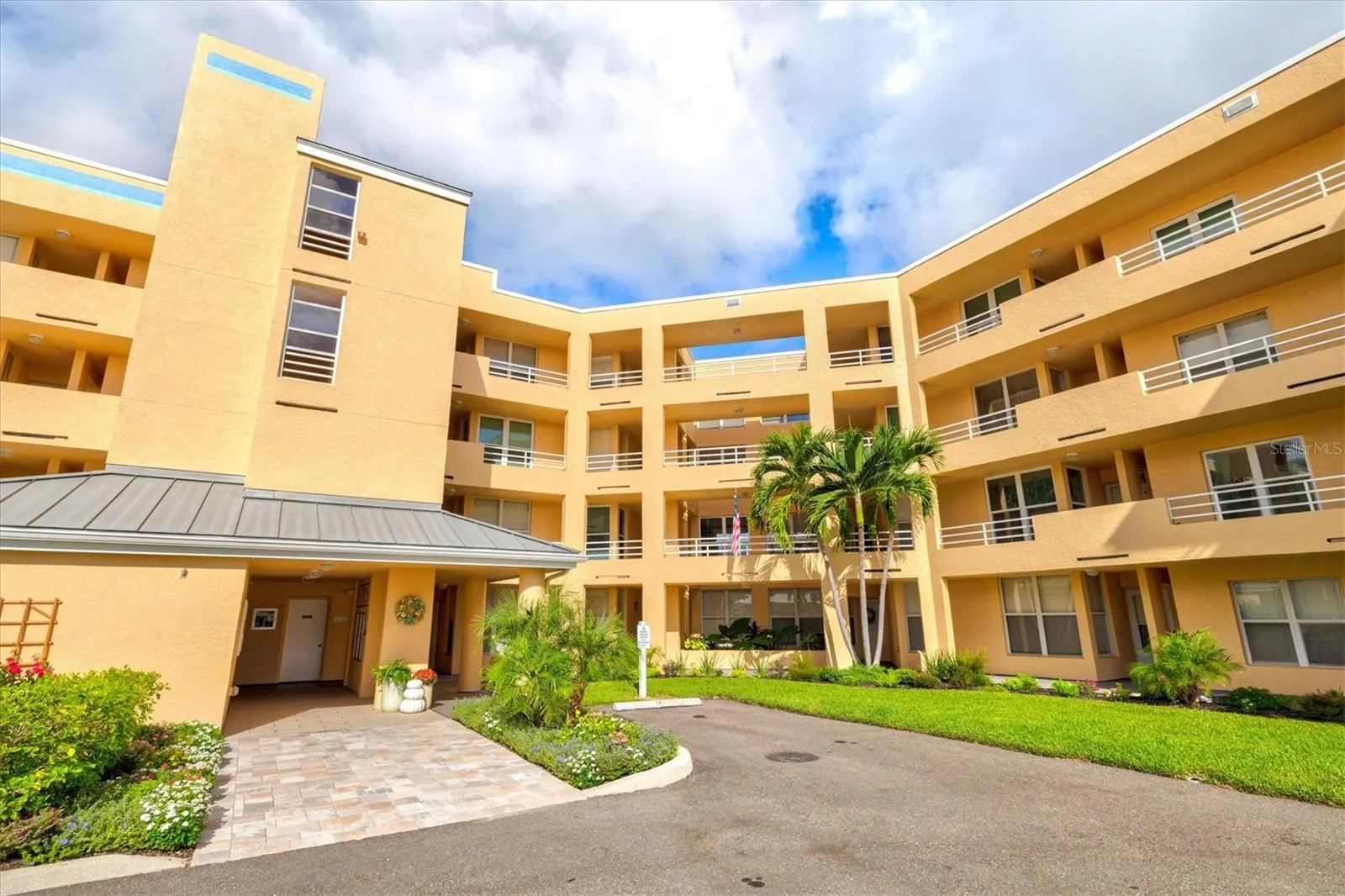 4440 FAIRWAYS BLVD #407, #407