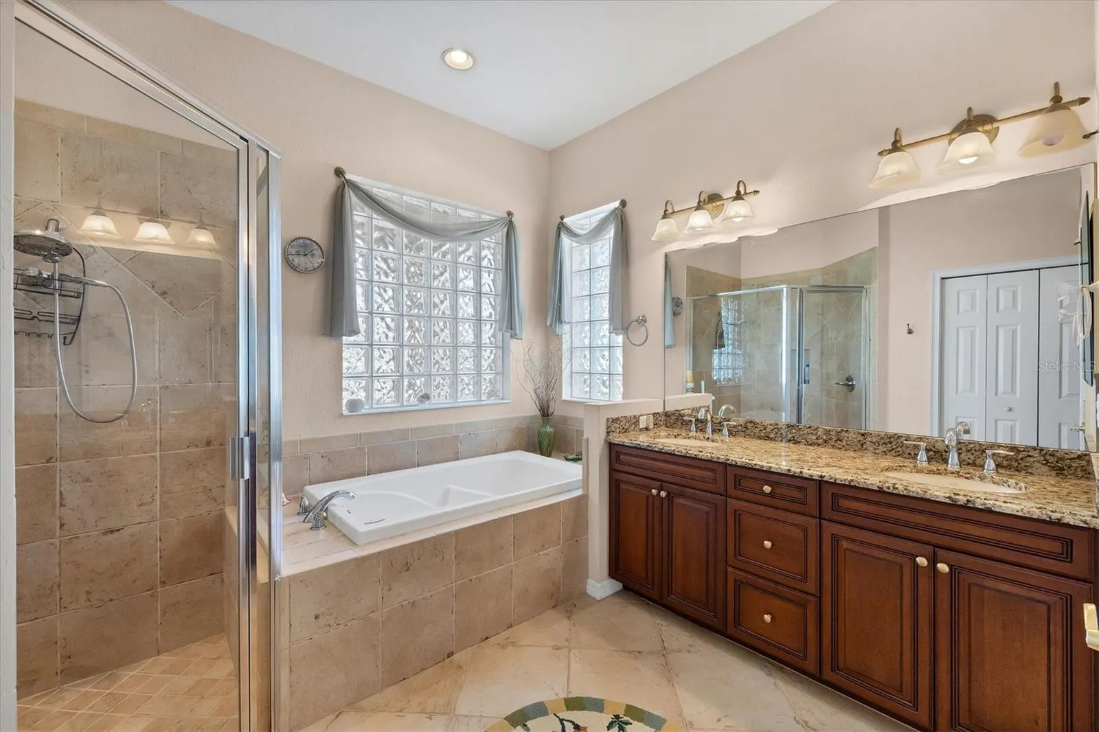 142 SAVONA WAY