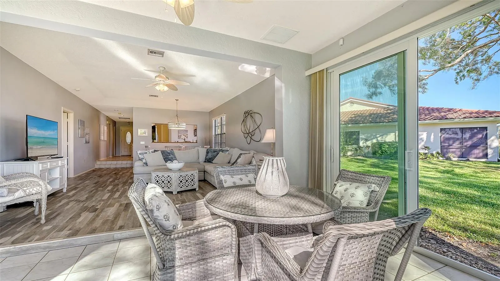 7320 GOLF POINTE CIR