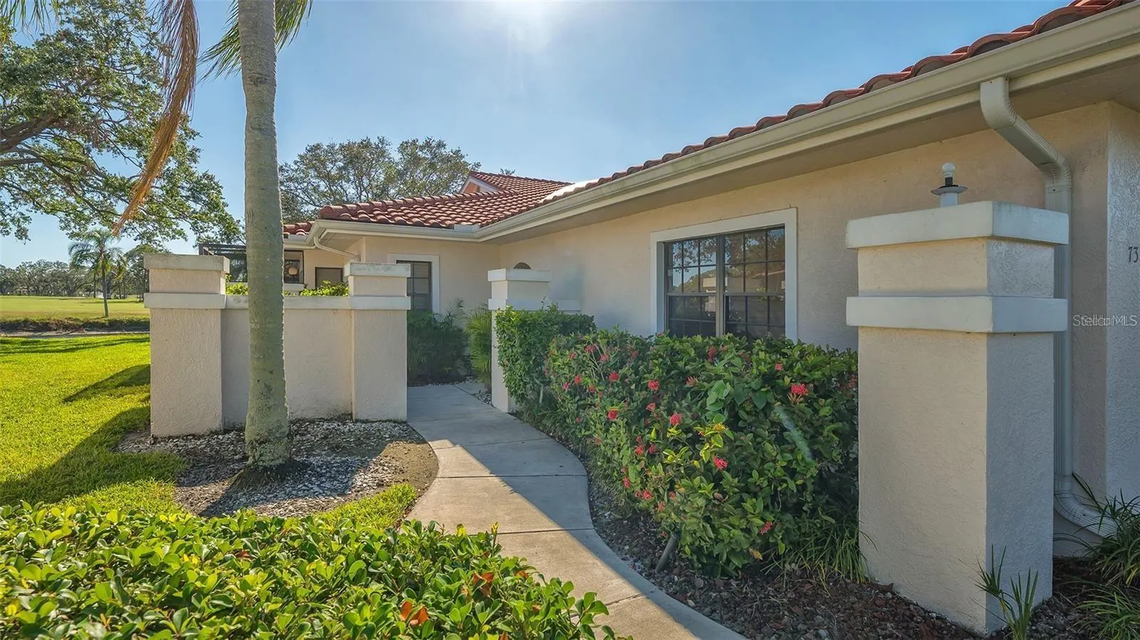 7320 GOLF POINTE CIR
