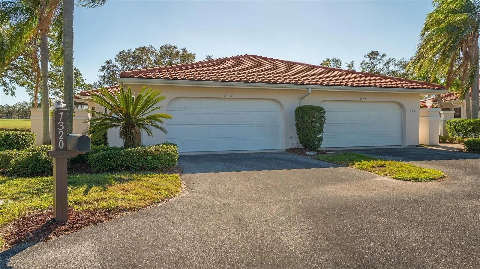 7320 GOLF POINTE CIR