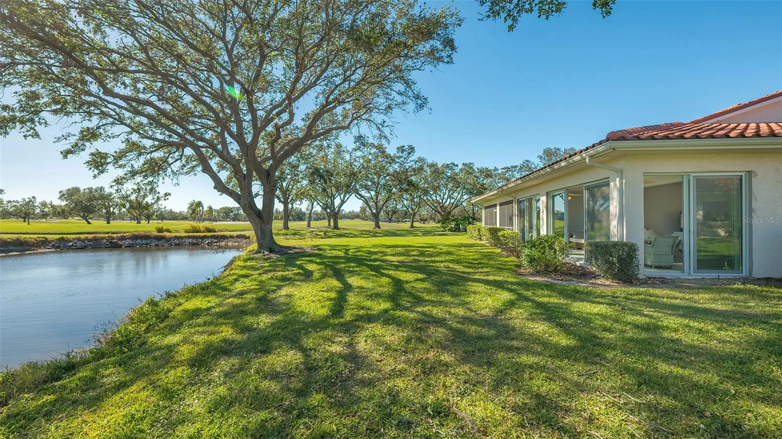 7320 GOLF POINTE CIR