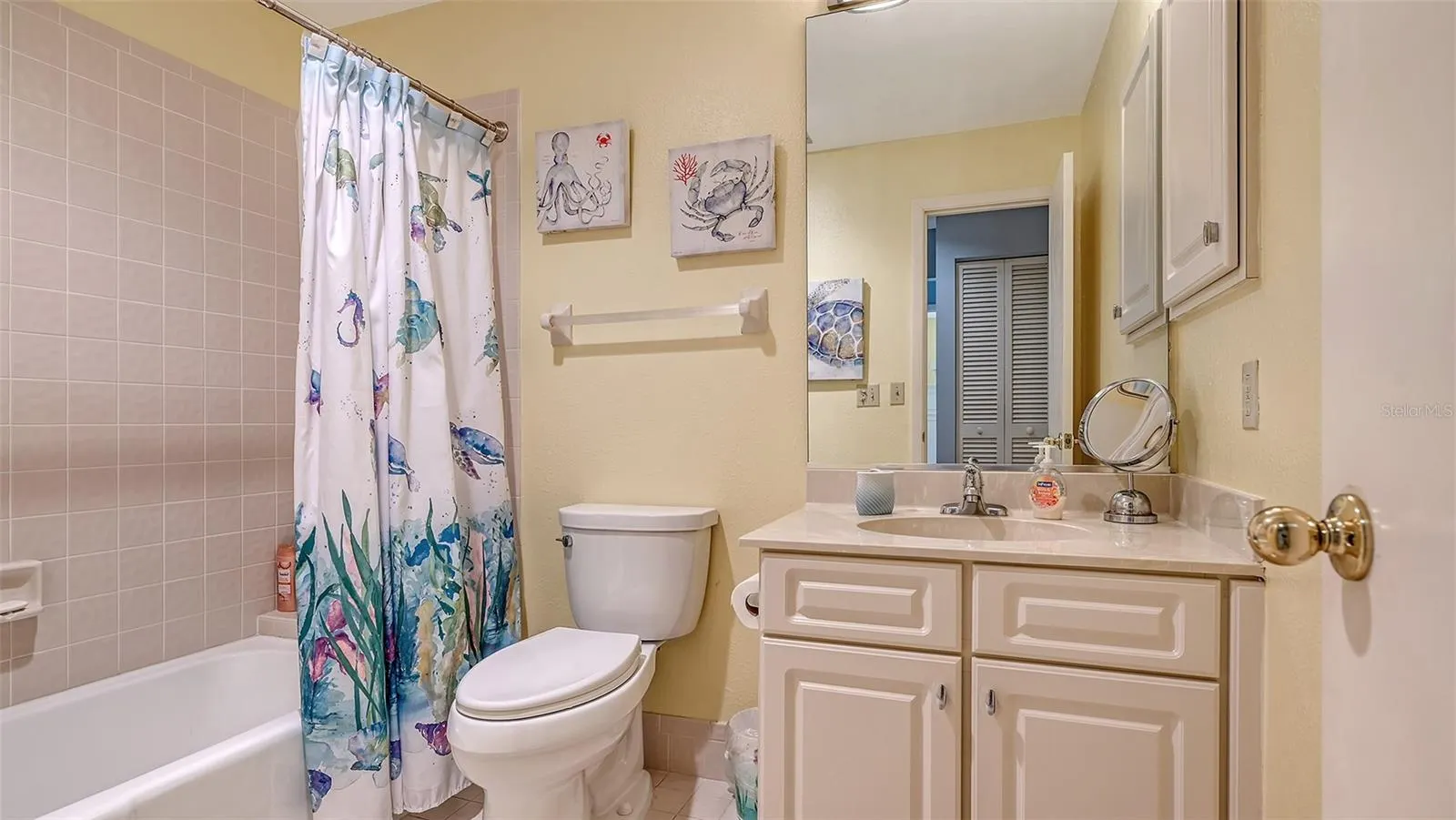 7320 GOLF POINTE CIR