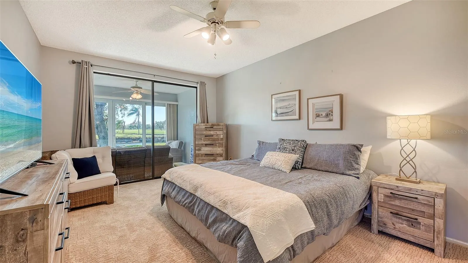 7320 GOLF POINTE CIR