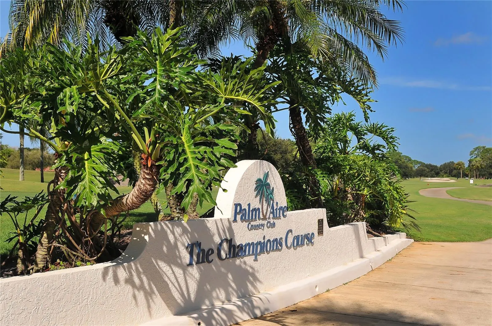 7320 GOLF POINTE CIR
