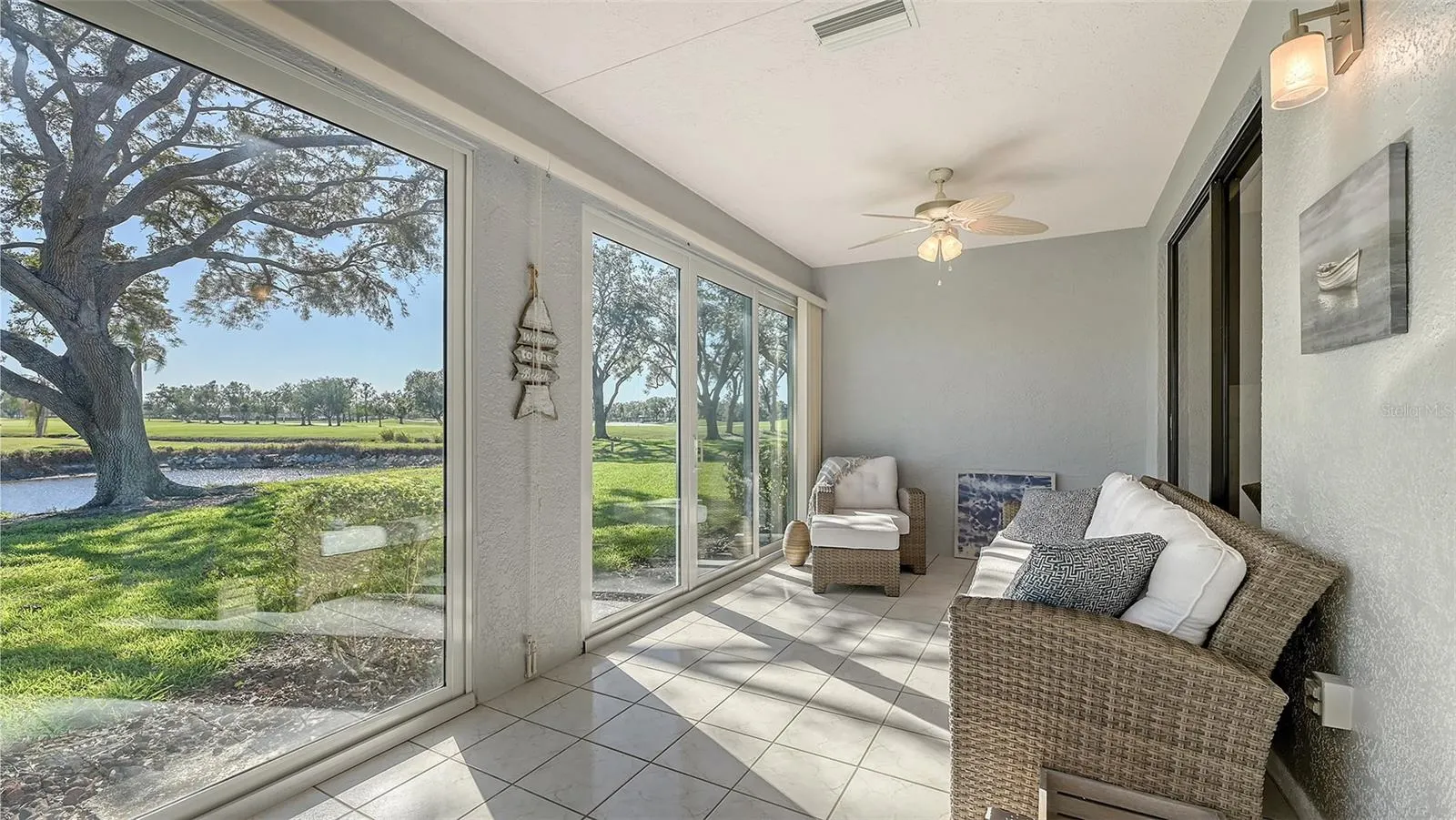 7320 GOLF POINTE CIR