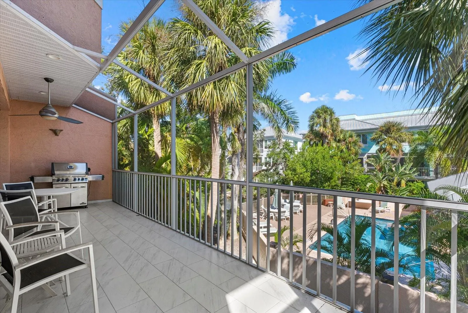3942 HAMILTON CLUB CIR #13, #13