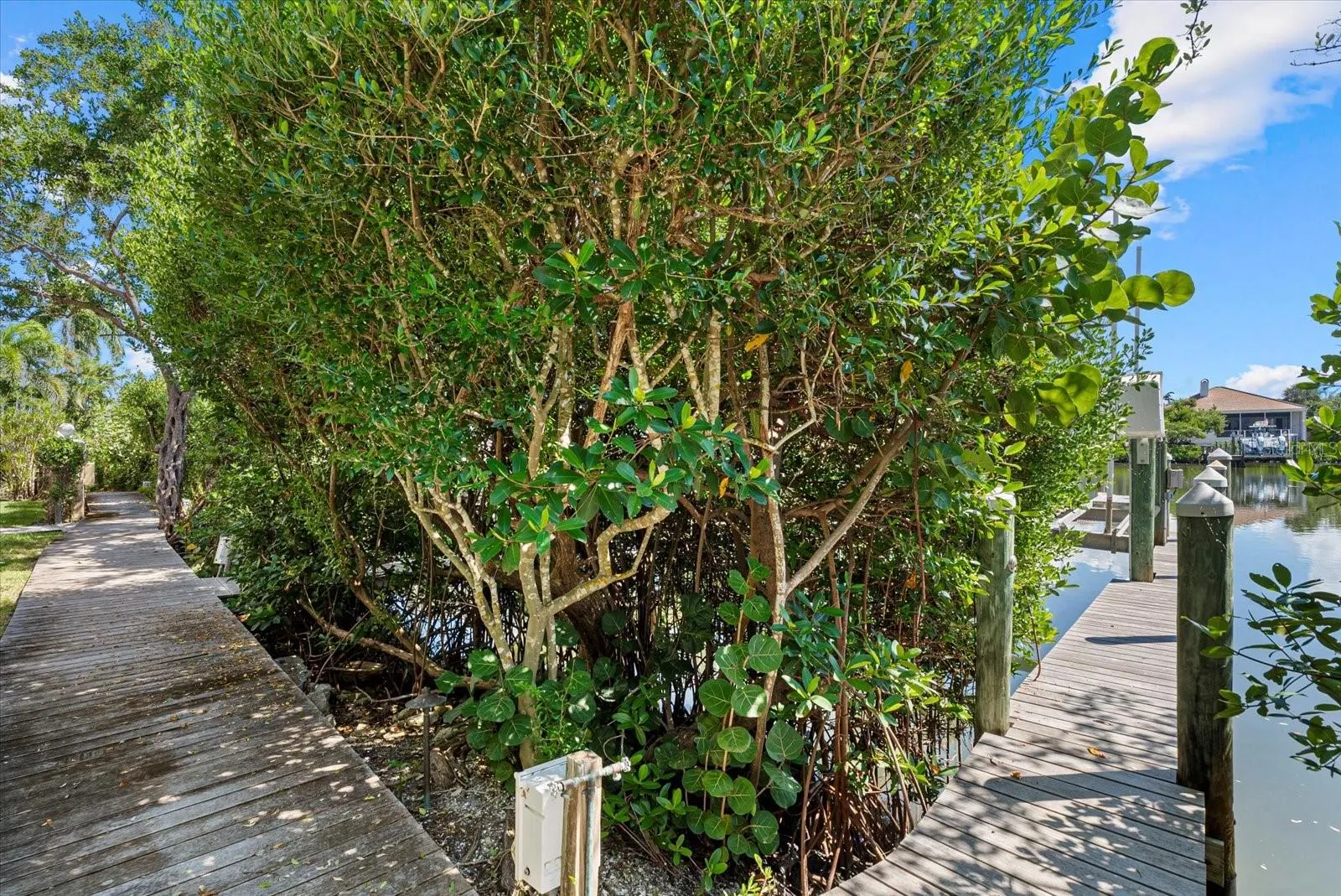 3942 HAMILTON CLUB CIR #13, #13