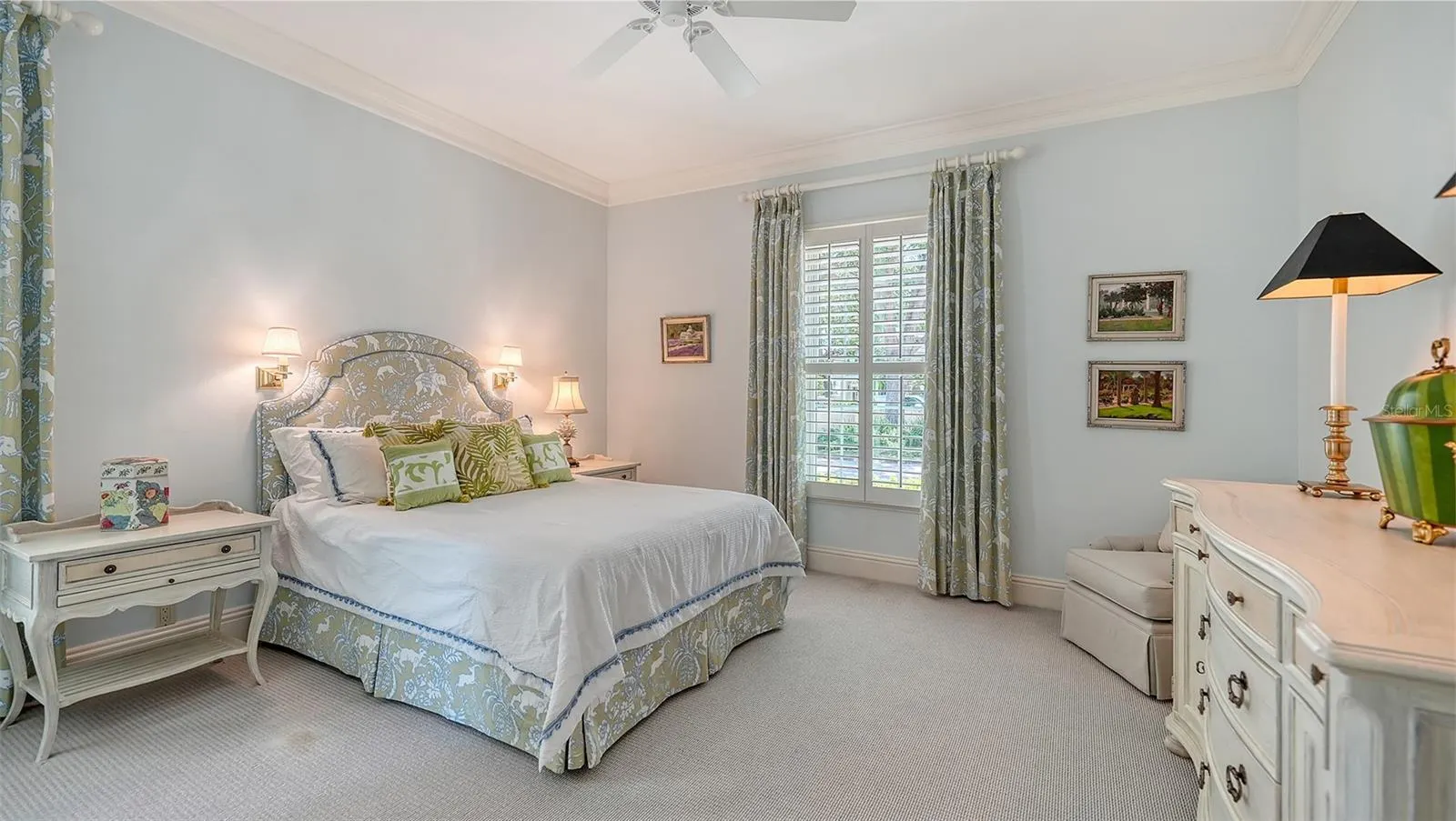 228 SAINT JAMES PARK