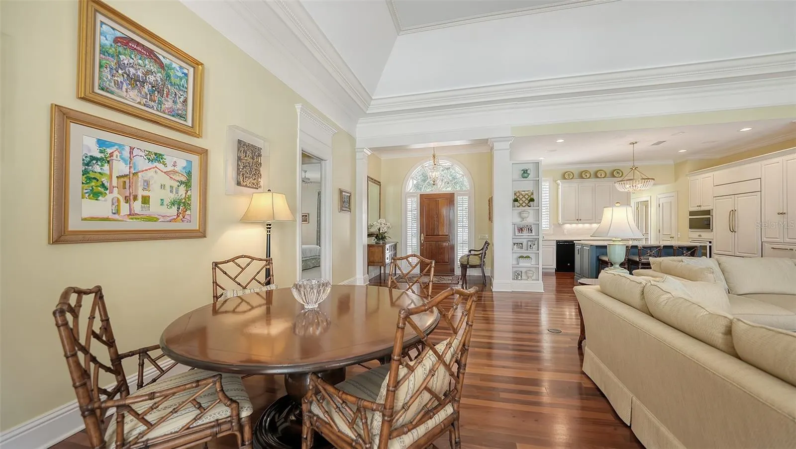 228 SAINT JAMES PARK
