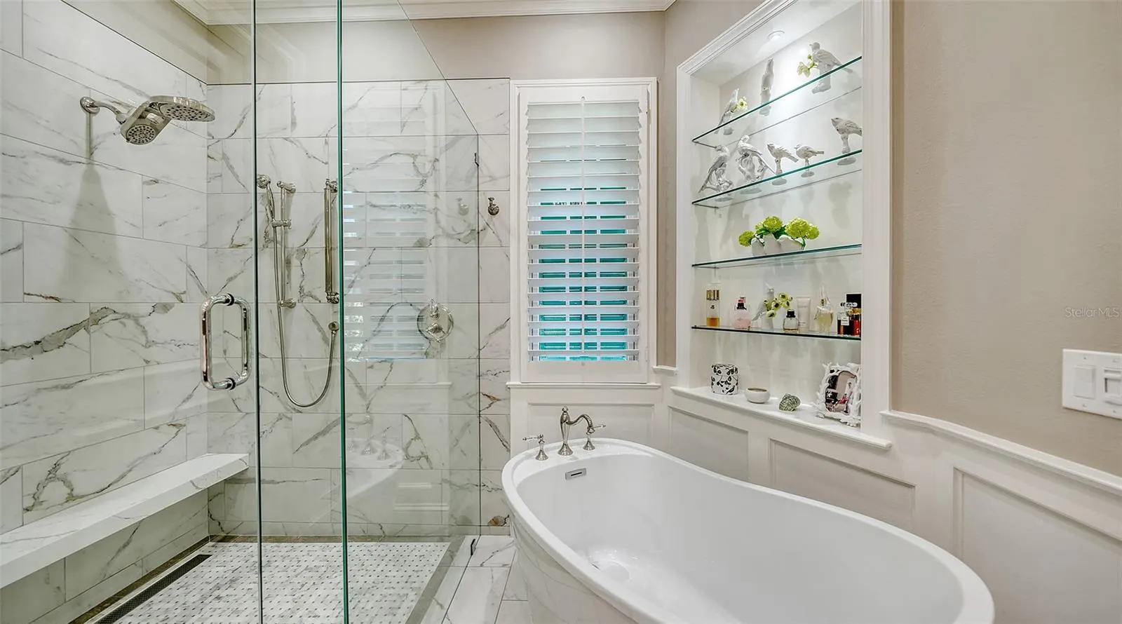 228 SAINT JAMES PARK