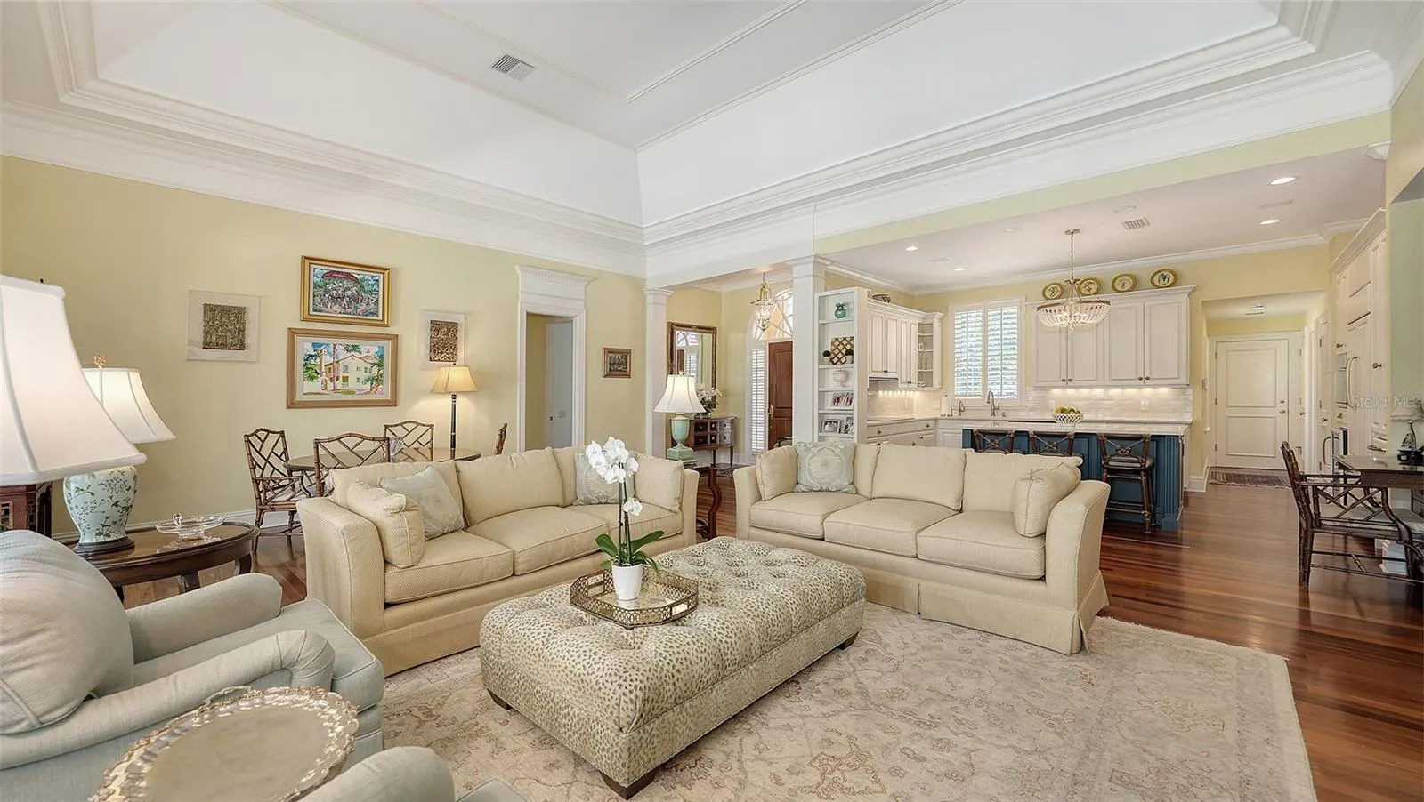228 SAINT JAMES PARK