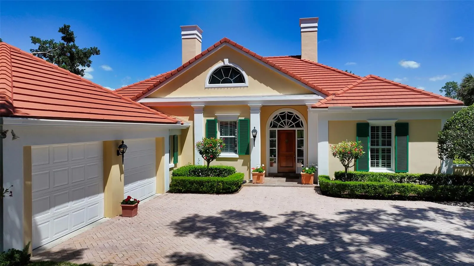 228 SAINT JAMES PARK