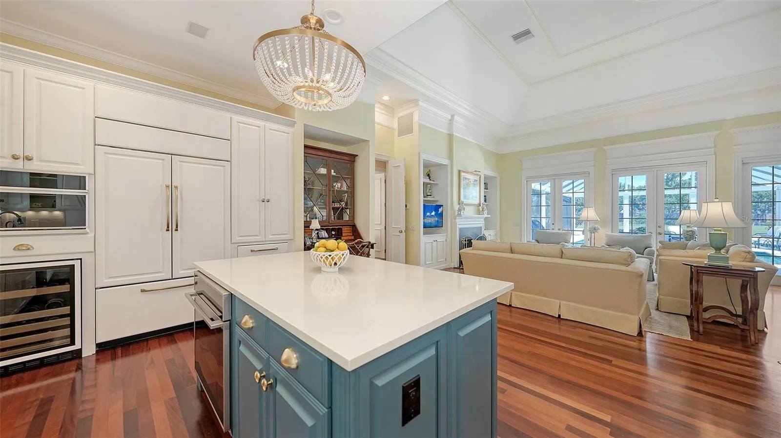 228 SAINT JAMES PARK