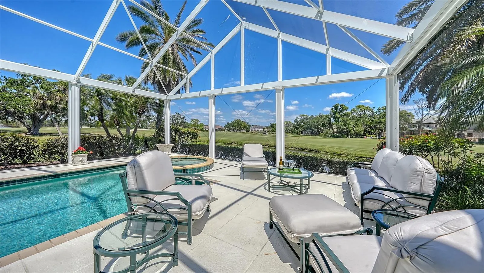 228 SAINT JAMES PARK