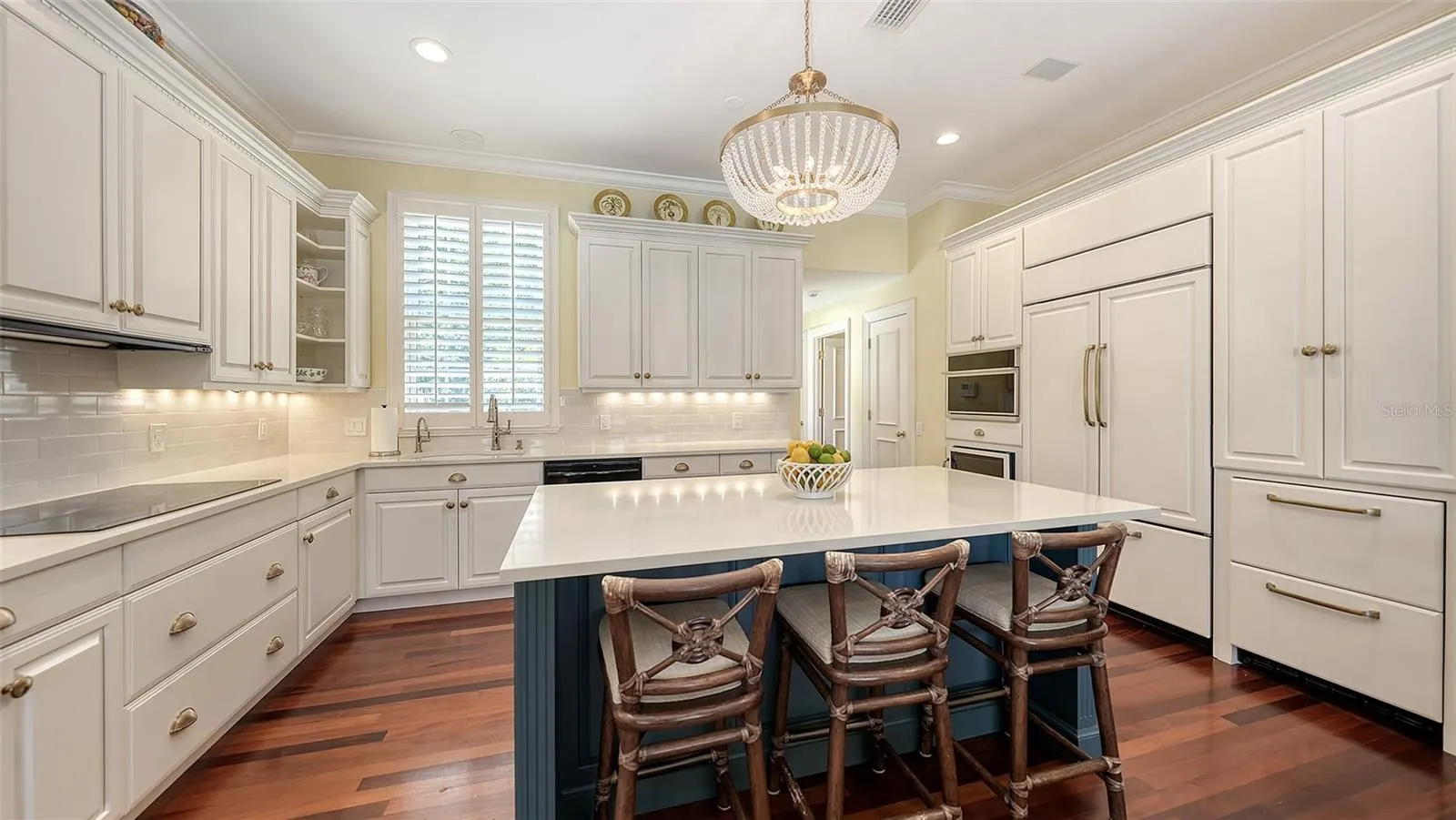 228 SAINT JAMES PARK