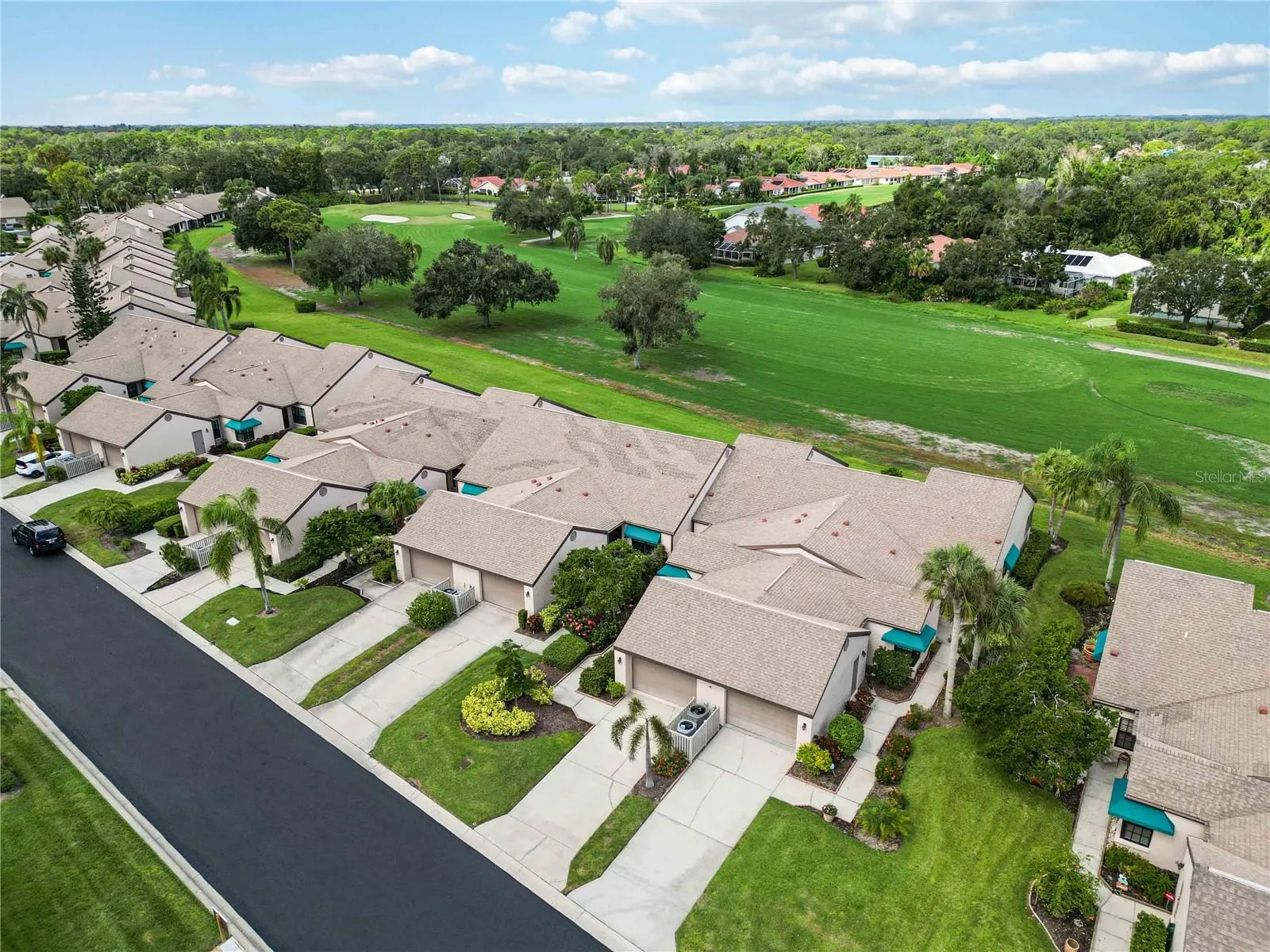 6085 CLUBSIDE DR