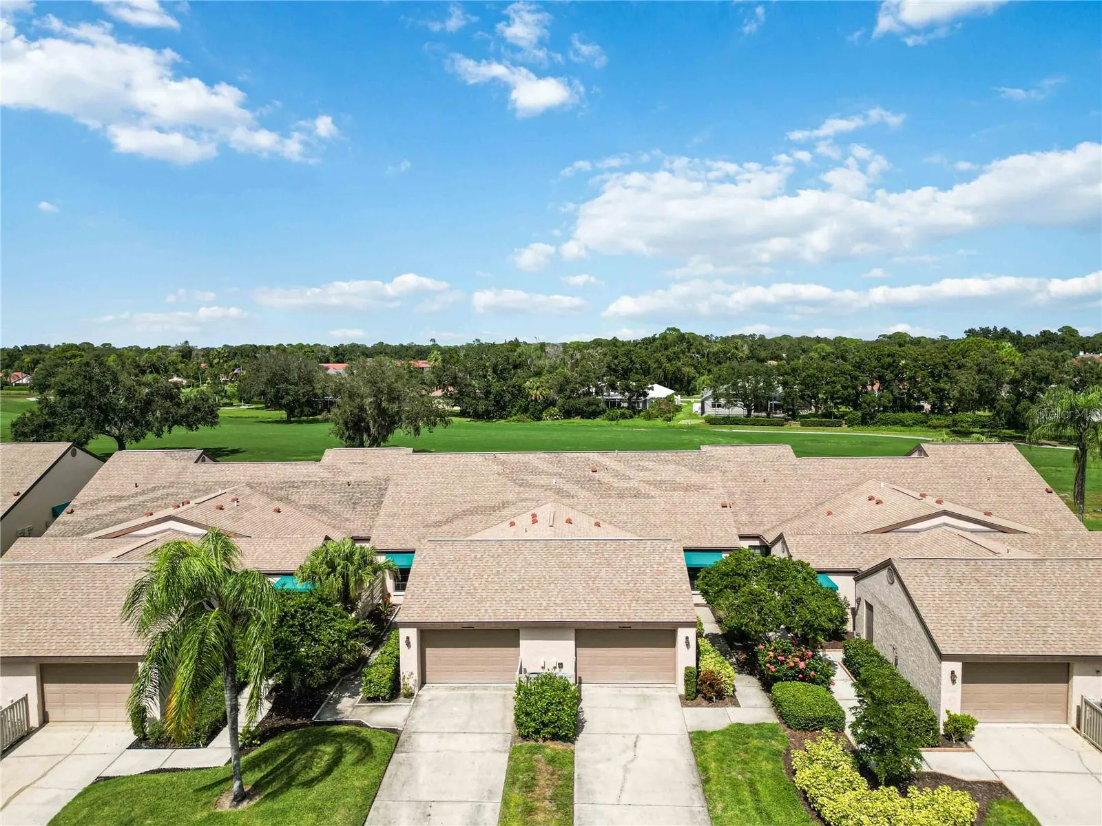 6085 CLUBSIDE DR