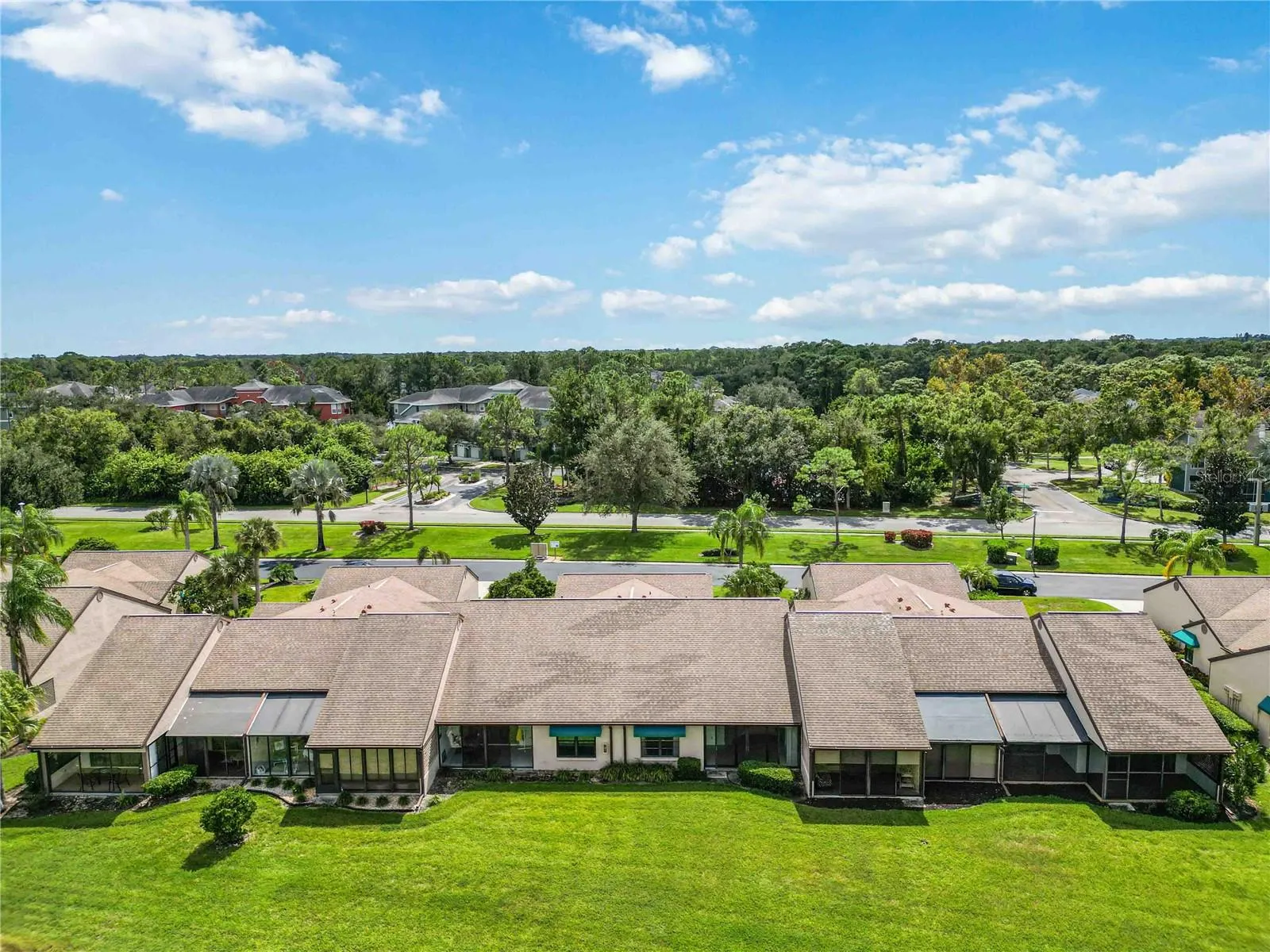 6085 CLUBSIDE DR