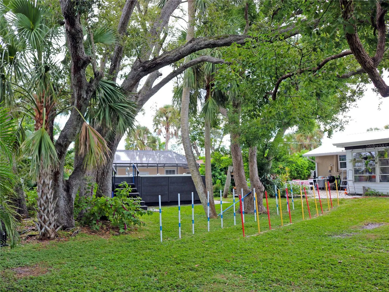506 CASAS BONITAS DR