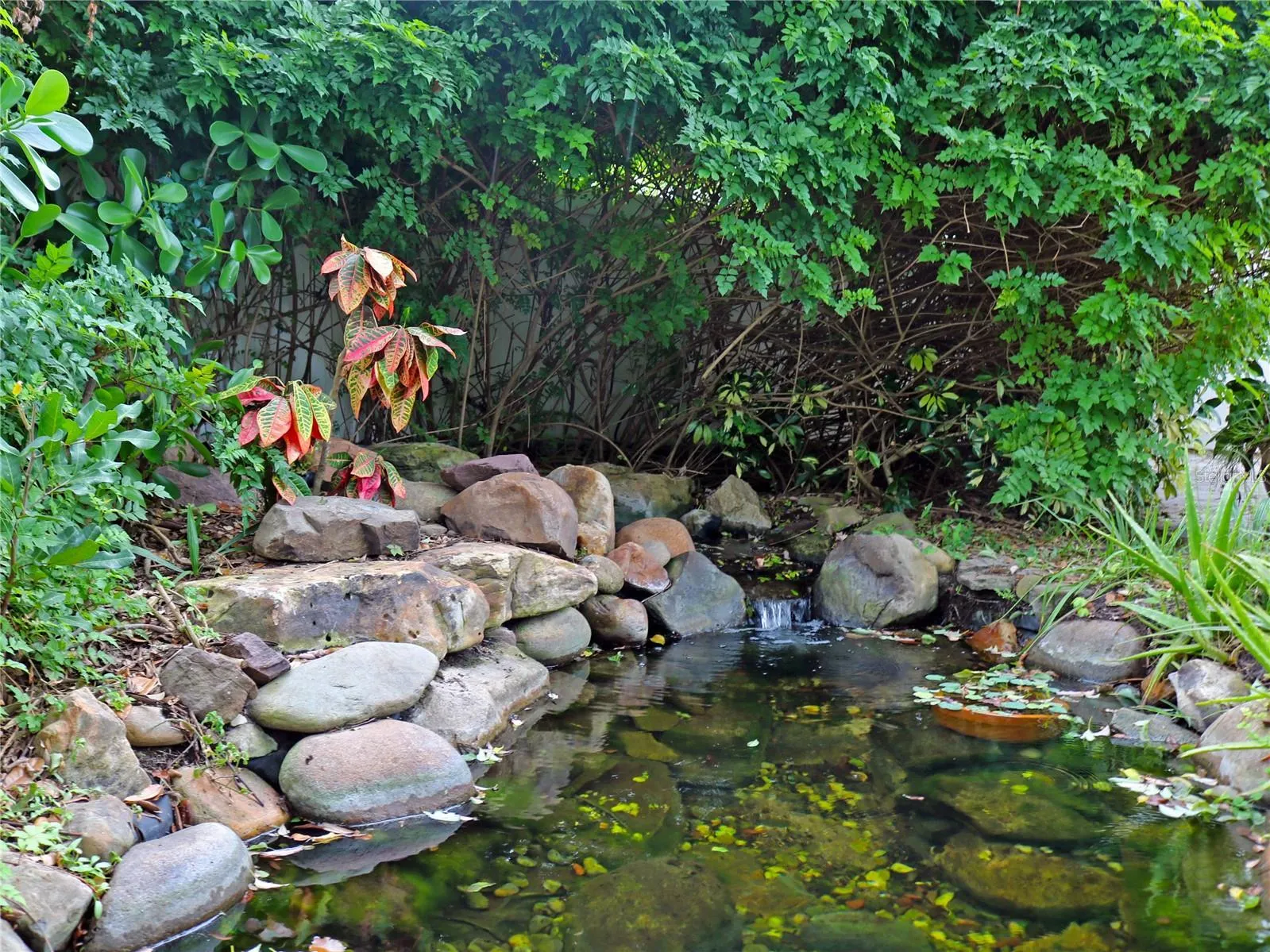 506 CASAS BONITAS DR