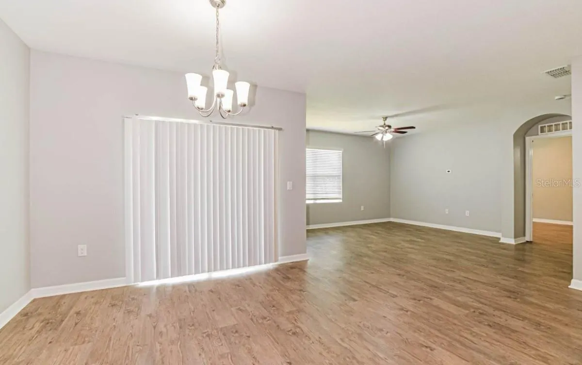 212 FOREST PARK AVE