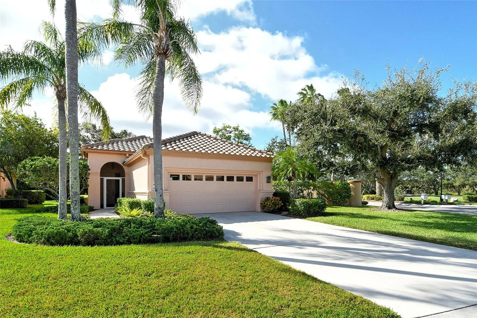 3770 AMAPOLA LN
