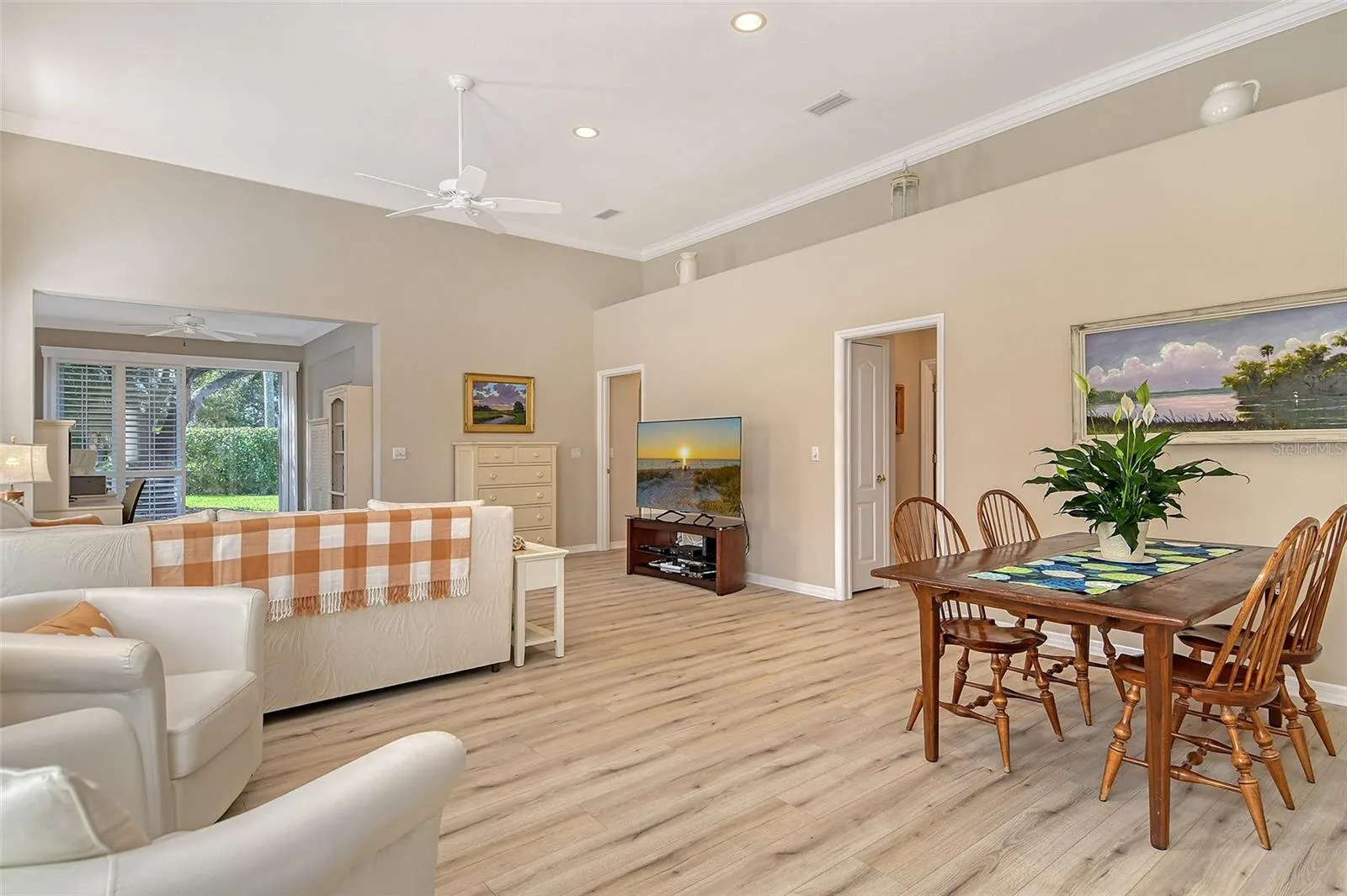 3770 AMAPOLA LN