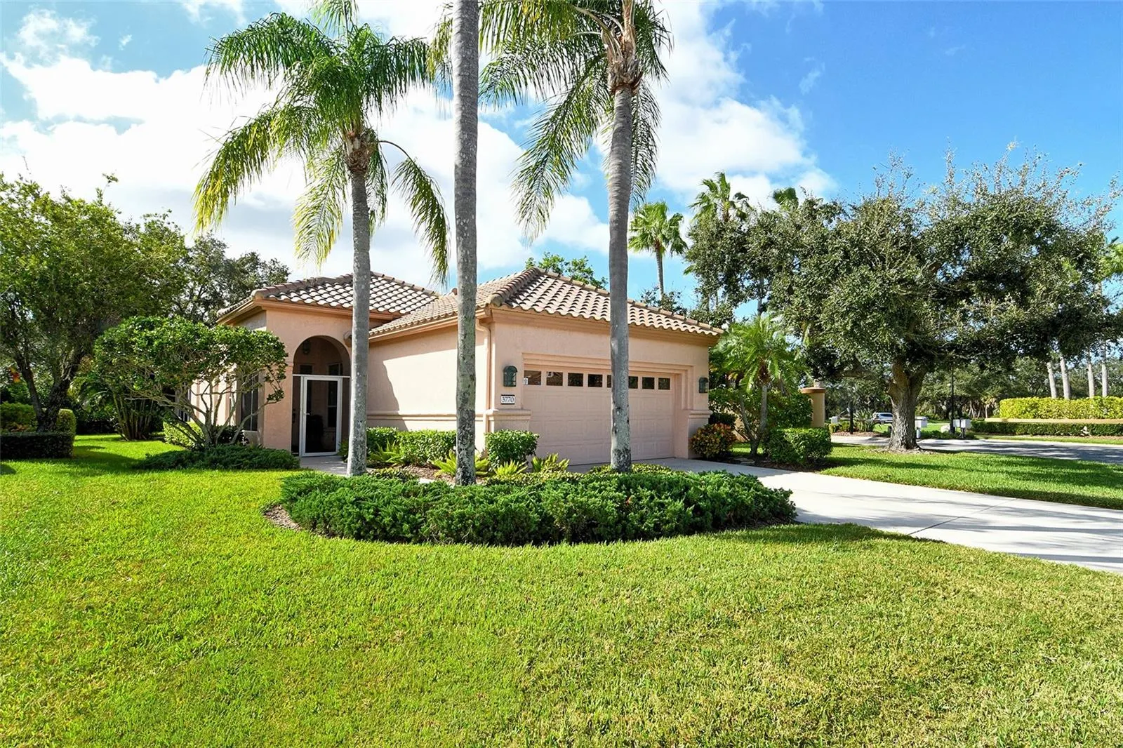 3770 AMAPOLA LN