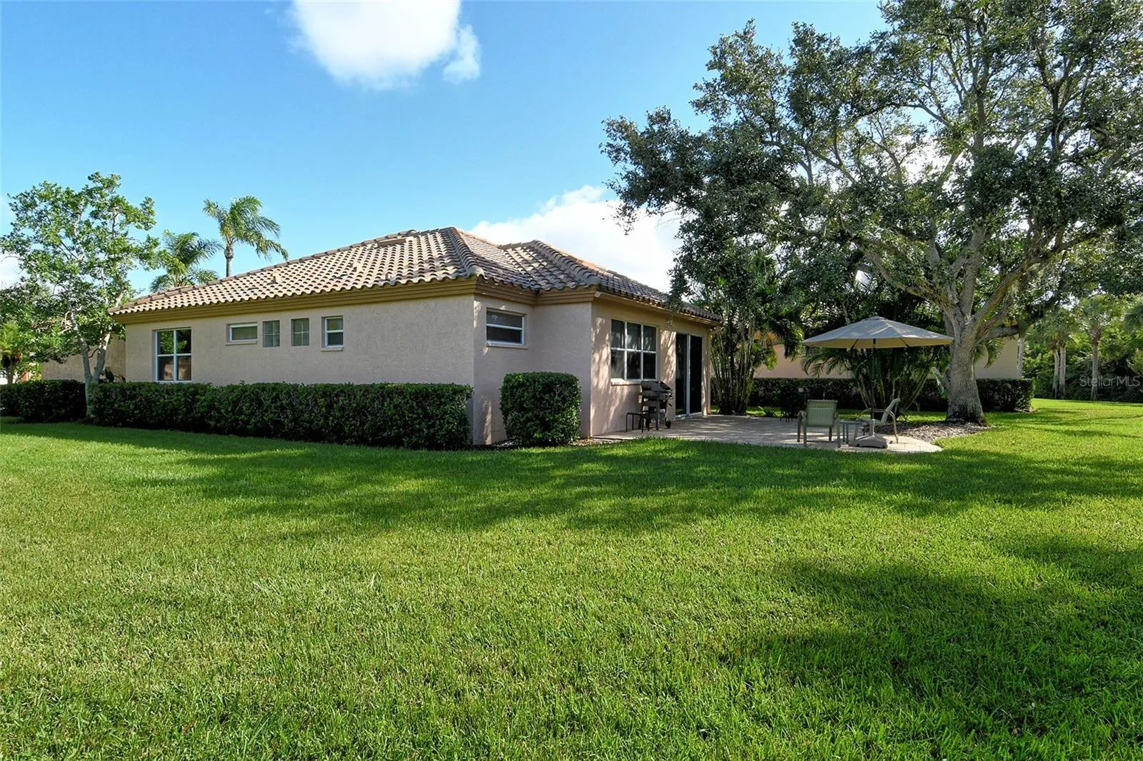 3770 AMAPOLA LN