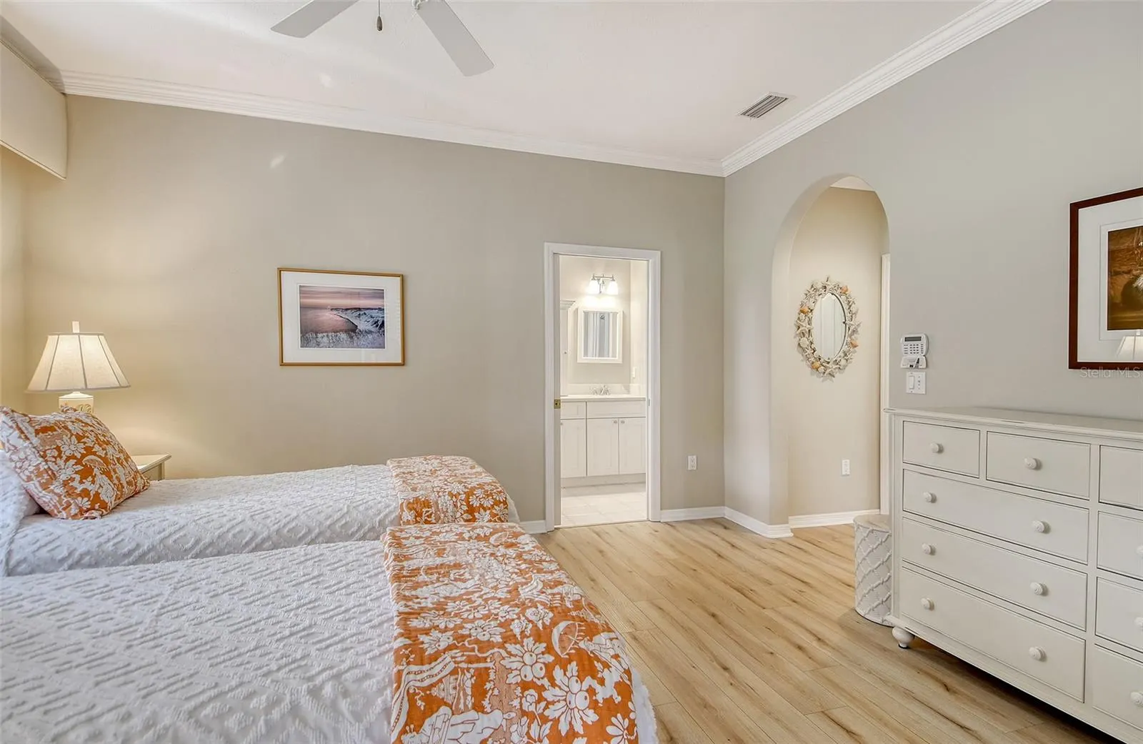3770 AMAPOLA LN