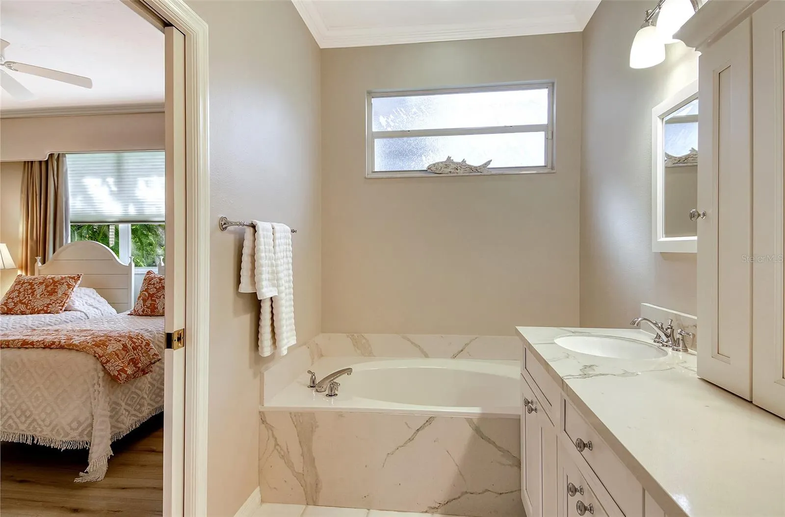 3770 AMAPOLA LN