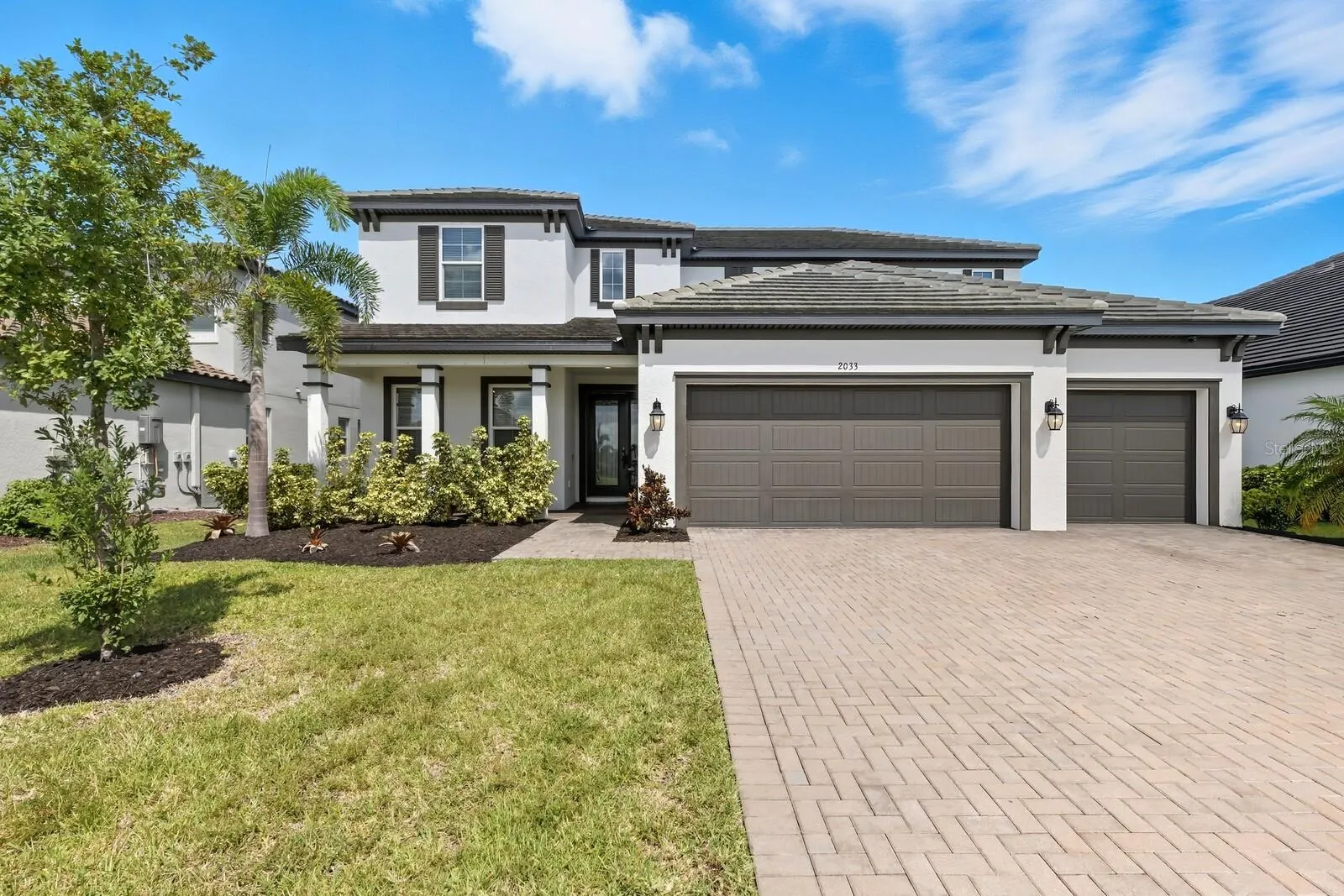 2033 WOODLEAF HAMMOCK CT
