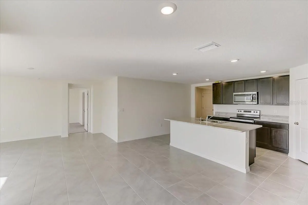 5278 ROCKY COAST PL