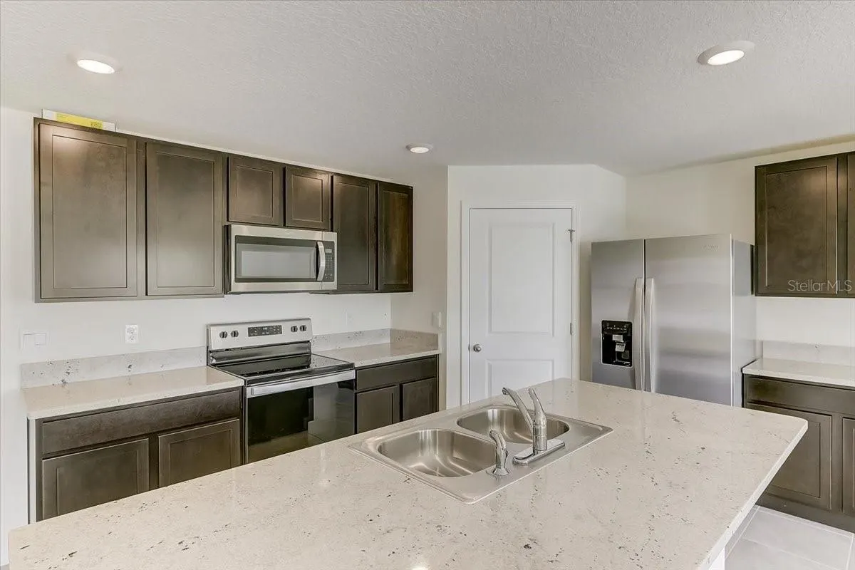 5278 ROCKY COAST PL