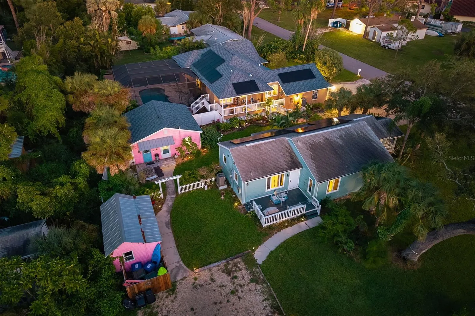 214 & 216 PINE RD